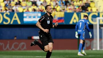 20/04/25 PARTIDO PRIMERA DIVISION
VILLARREAL - REAL SOCIEDAD
ARBITRO CUADRA FERNANDEZ