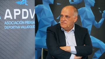 VALLADOLID, 13/06/2022.- El presidente de la Liga Fútbol Profesional, Javier Tebas, participa en un desayuno informativo este lunes en Valladolid. EFE/ R. García
