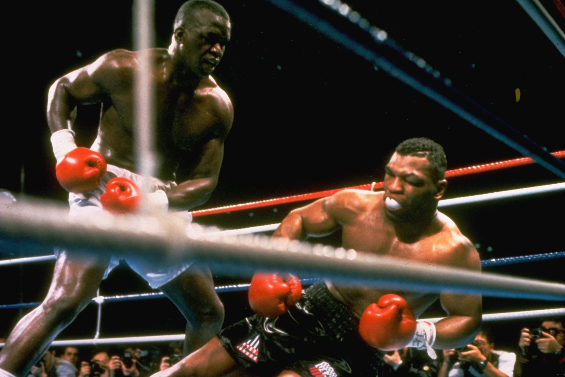 JAPAN - FEBRUARY 11: Boxing: WBC/WBA/IBF Heavyweight Title, James Buster Douglas in action, knocking out Mike Tyson at Tokyo Dome, Tokyo, JPN 2/11/1990 (Photo by Tony Triolo/Sports Illustrated via Getty Images) (SetNumber: D30738)