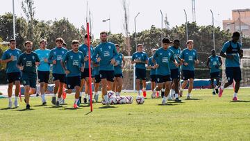 Rubi va consiguiendo enchufar a toda la plantilla.