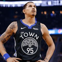 Juan Toscano regresó a la acción con los Warriors