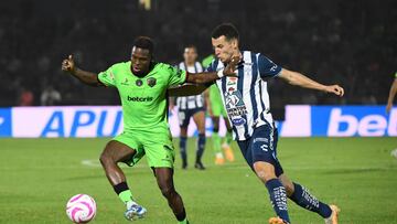 (L-R),  Aviles Hurtado of Juarez and Oussama Idrissi of Pachuca during the game FC Juarez vs Pachuca, corresponding to Round 13 of the Torneo Apertura 2023 of the Liga BBVA MX, at Olimpico Benito Juarez Stadium, on October 20, 2023. 
<br><br>
(I-D), Aviles Hurtado de Juarez y Oussama Idrissi de Pachuca durante el partido FC Juarez vs Pachuca, correspondiente a la Jornada 13 del Torneo Apertura 2023 de la Liga BBVA MX, en el Estadio Olimpico Benito Juarez, el 20 de Octubre de 2023.