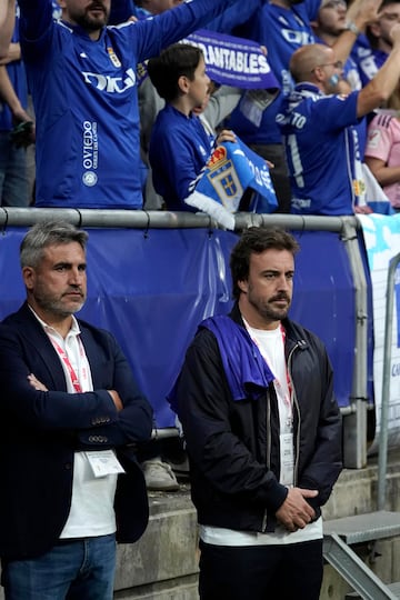 Fernando Alonso, piloto de F¨®rmula 1, en el Carlos Tartiere.