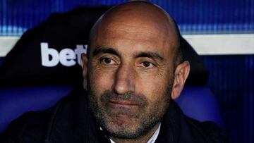 Abelardo Fernandez, exentrenador del Alav&eacute;s.