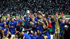 Italia, la gran ausente en Rusia 2018 acumula seis finales. Las primeras dos representaron títulos en 1934 y 1938. En México 1970 cayeron por goleada de 4-1 ante Brasil. En España 82 lograron el tricampeonato ante Alemania por 3-2. Nuevamente se encontraron a la verdeamerela en Estados Unidos 94, pero ahora fueron superados en penales. Su más reciente final fue en Alemania 2006, en la que se reivindicaron desde los once pasos, ahora ante Francia, para su cuarto título mundial.