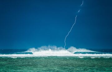 Finalista del Nikon Surf Photo of the Year 2019.