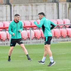 Paredes, Vivian y Sancet siguen al margen del grupo en Lezama