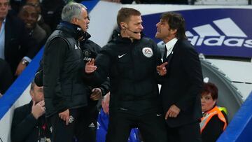 LONDON, ENGLAND - MARCH 13: Jose Mourinho Manager of Manchester United and Antonio Conte manager of Chelsea have words and are separated by fourth official Mike Jones during The Emirates FA Cup Quarter-Final match between Chelsea and Manchester United at 