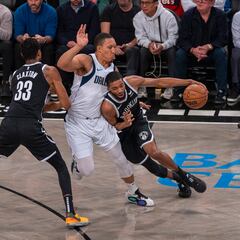 Why are the Nets trading Mikal Bridges to the Knicks? How many draft picks will they get in return?