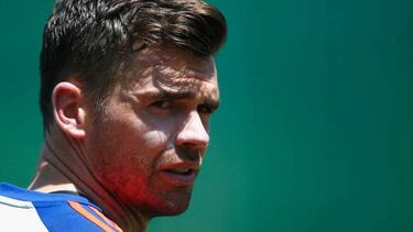 Jimmy Anderson: England bowler to miss first Test in India
