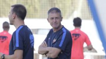 Lucas Alcaraz, entrenador del Levante.