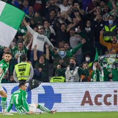 El Betis se viste de Champions
y destroza a la Real Sociedad
