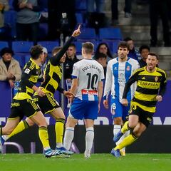 Manu Vallejo vuelve a marcar tres meses después