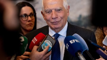 La ministra de Defensa entrega el Premio Extraordinario de Defensa al exministro y alto representante de la UE para Asuntos Exteriores, Josep Borrell, en el Cuartel General del Ejército de Tierra, a 27 de febrero de 2026, en Madrid (España). El premio le ha sido concedido a Borrell en reconocimiento a su trabajo y trayectoria profesional.
27 FEBRERO 2026
Eduardo Parra / Europa Press
27/02/2026