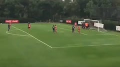 ¡Jugón! Golazo olímpico de Carrascal para la Reserva de River
