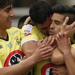 Leal será intervenido producto de golpe en la cabeza ante Católica