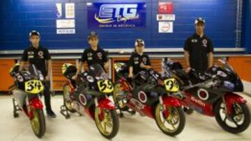 De izquierda a derecha, Gino Navarro, Álex Toledo, Iker Vera y Ferrán Cardús.