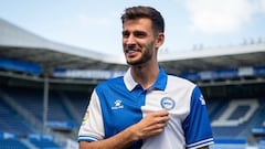 Miazga, en su presentaci&oacute;n