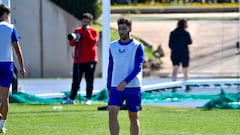 Adrián Embarba, entrenándose con la UD Almería.