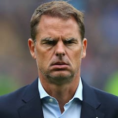 Frank de Boer no está de acuerdo con la igualdad salarial