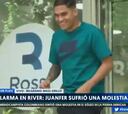 ¡Con dificultad! Así se retiró Juanfer Quintero de la clínica
