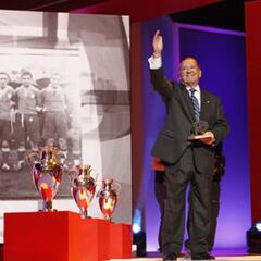 Paco Gento: "Mi récord de seis Copas de Europa no es ni difícil ni fácil; algún día lo superarán"