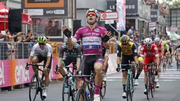 18/05/18
GIRO ITALIA ETAPA 13 NERVESA DELLA BATTAGLIA
GANADOR ETAPA QUICK-STEP FLOORS 131ELIA VIVIANi