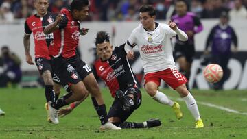 In 1917, the red and blacks are said to have beaten the Rebaño Sagrado with a scandalous 18-0 but, given the evidence, Chivas fans refuse to accept the result.