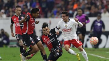 Imagen de un partido entre Atlas y Chivas en la Copa SKY 2022.