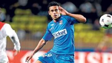 <b>UN DELANTERO CON GOL QUE SUEÑA CON IR AL MUNDIAL.</b> Fred ya demostró su valía y su olfato de gol en el Olympique de Lyon. Monchi se fijó en el brasileño hace varios años y siempre le ha gustado. Ahora, Fred confía en cuajar una brillante temporada en el Fluminense que le permita acudir al Mundial de Suráfrica con Brasil.