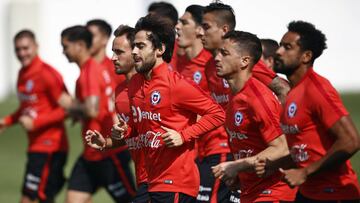 Chile ya viaja a Argentina para crucial duelo eliminatorio