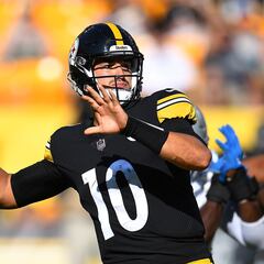 Which NFL starting quarterbacks are favorites to be benched?