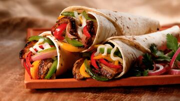 August 18 is National Fajita Day. Let’s take a closer look at this iconic dish in Tex-Mex cuisine, it’s origins and rise to fame.