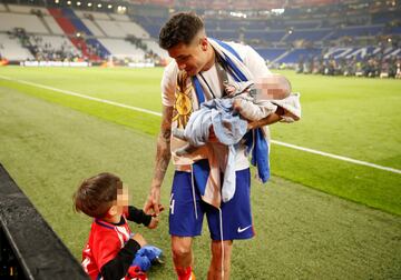 Giménez y sus hijos.