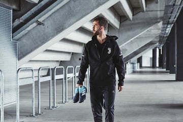 Adidas presenta el modelo X17 de la colección Ocean Storm