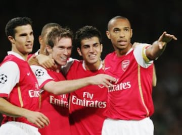 Thierry Henry with Alexander Hleb, Robin van Persie and Cesc Fábregas.
