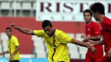 <b>PRETENDIDO. </b>Luque, a la derecha de la imagen, observa la jugada.