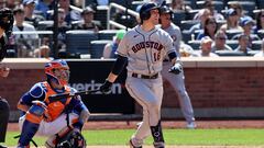 MLB insiders report that Jason Castro is placed on the injured list, with the Houston Astros calling up Korey Lee from Triple-A Sugar Land.