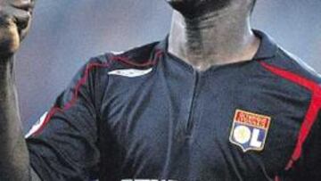 <b>UN PULMÓN. </b>Las condiciones físicas de Diarra convencieron a Ancelotti en la Champions League.