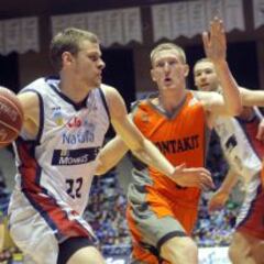 Paunic arruina el partidazo de Bendzius y lanza al Fuenla