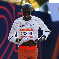 La misteriosa camiseta agujereada de Kipchoge en la maratón de Nueva York