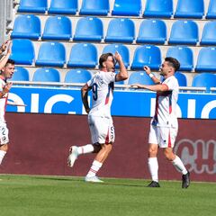 Sergi Enrich impone su ley en Mendizorroza