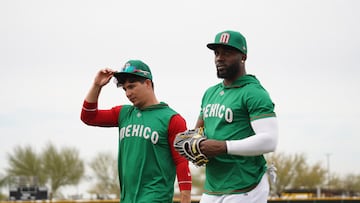 Randy Arozarena y Luis Urías en el partido de exhibición entre México y los Guardians.