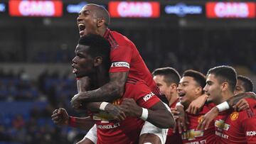 Los jugadores del United celebran uno de los goles ante el Cardiff.