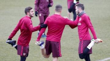 Koke, Fernando Torres y Saúl Ñíguez.