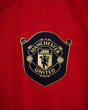 El jersey adidas conmemorativo de Manchester United, en imágenes