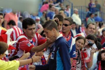 Torres tras el encuentro contra el Sporting de Gijón del 10 de junio de 2001.
