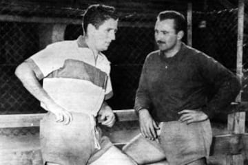 Fernando Riera: El ‘Tata’, como le era apodado, fue parte del equipo cruzado que ganó el título de 1949; el primero en la historia de los estudiantiles. Tiempo después, dirigió a la UC.