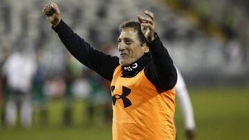 Salas rescató la jerarquía de
Colo Colo ante Puerto Montt