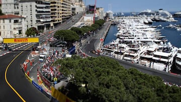 MONTE-CARLO, MONACO - MAY 28:  (EDITORS NOTE: Image was created using a variable planed lens.) Jolyon Palmer of Great Britain driving the (30) Renault Sport Formula One Team Renault RS17 on track during the Monaco Formula One Grand Prix at Circuit de Monaco on May 28, 2017 in Monte-Carlo, Monaco.  (Photo by Mark Thompson/Getty Images)